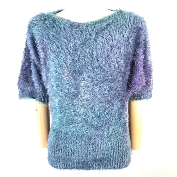 last woman Tops - Last woman fuzzy sweater short sleeve M/L